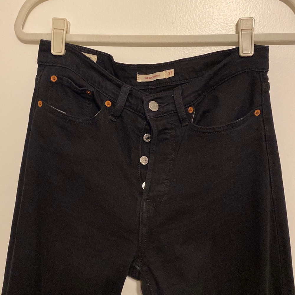 Levi’s wedgie straight black denim